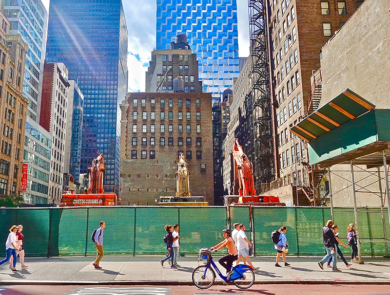 New York city sidewalk and buildings