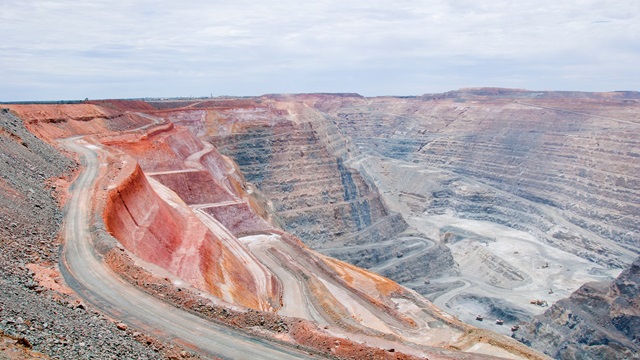 Mining-open-mine