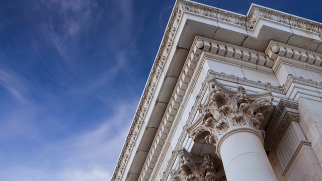 Building adorned with classicizing columns