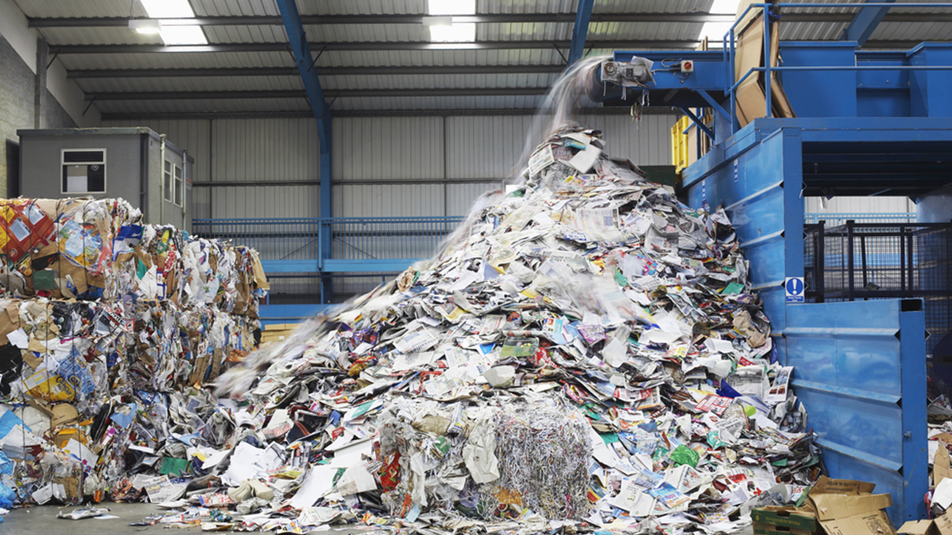 Environment-waste-management-trash-garbage-dumpsite-recycle
