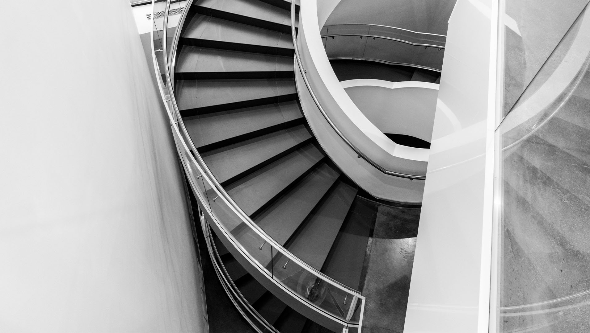 Financial-institutions-building-stairs-spiral
