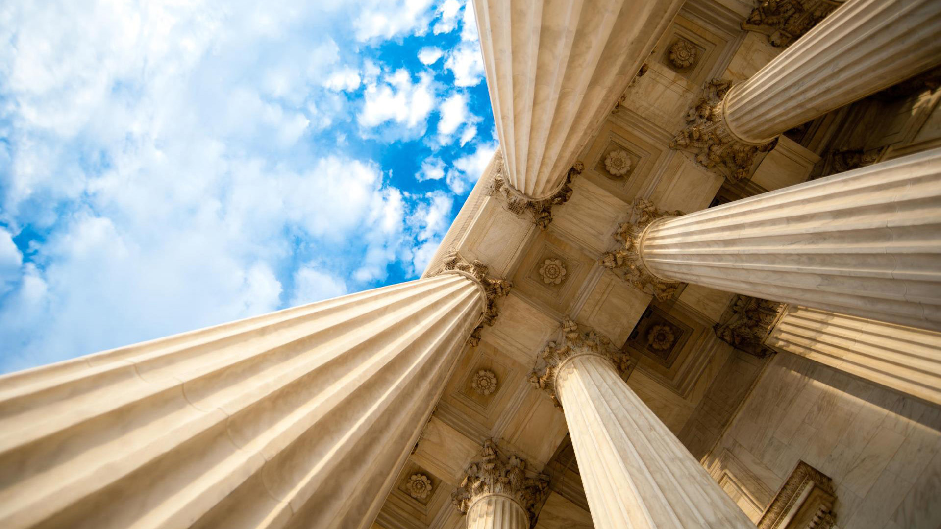 court-house-pillars