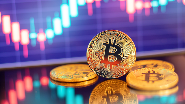 Blockchain Law: Blockchain’s Fourth and Fifth Amendment privacy paradoxes
