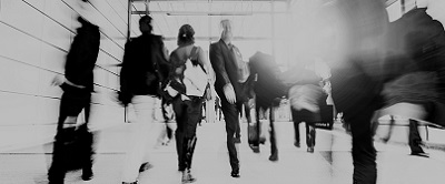 business-crowd-walking