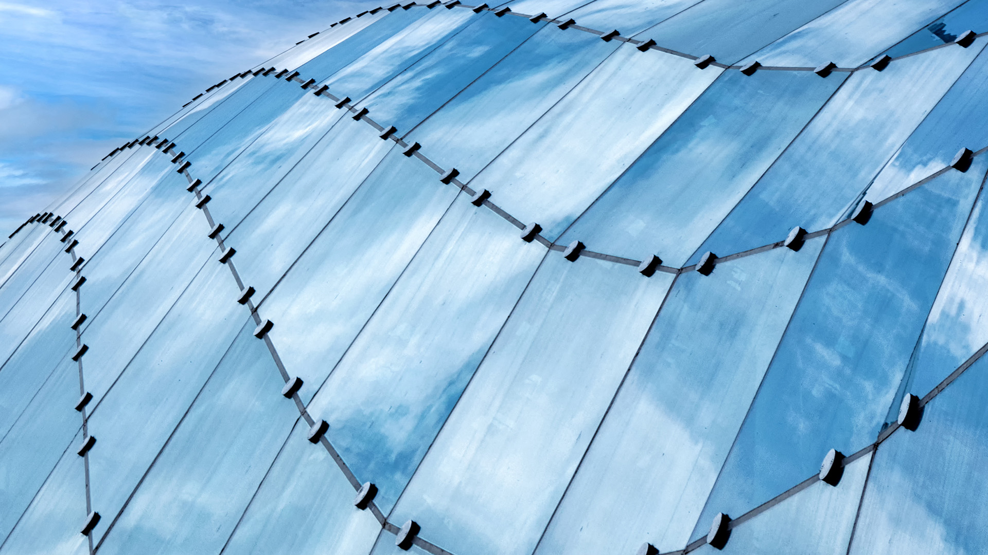 Close-up-modern-glass-office-building