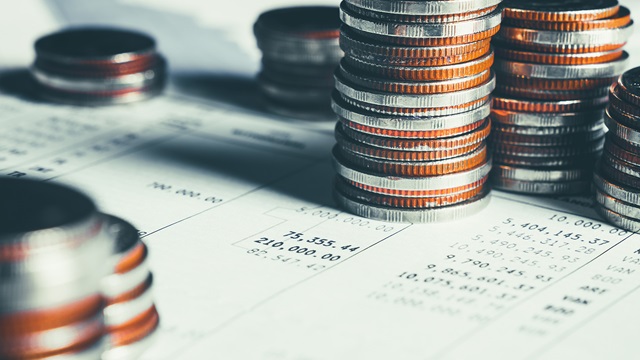 pile-of-gold-coins-money-stack-in-finance-treasury-deposit-bank-account-saving