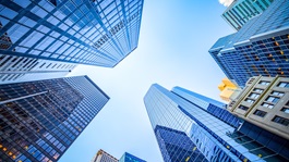 up-view-in-financial-district-in-manhattan