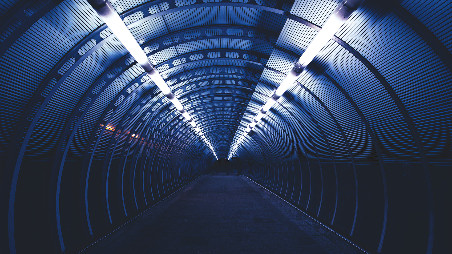 Black tunnel vision. Ночной тоннель. Голубой сердечный туннель. Тоннель фон. Tunnel Vision.
