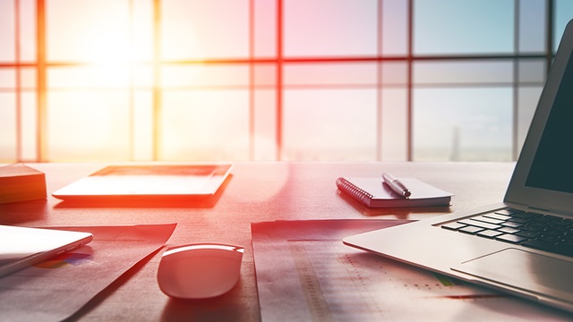 Office-workplace-with-laptop